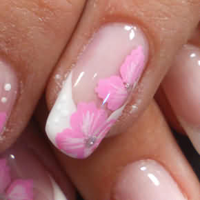 Weißes French mit rosanen gemalten Blumen mit silbernen Glitzer in Businessform